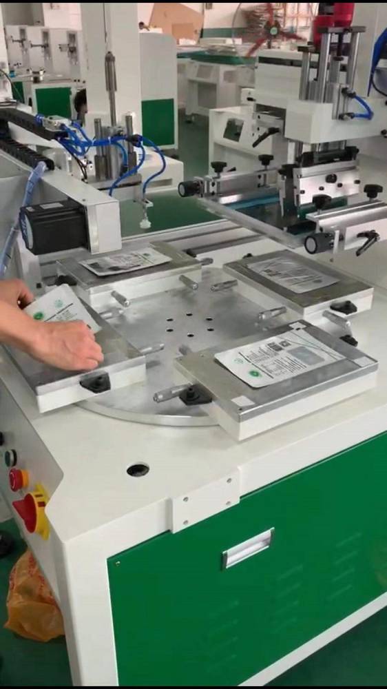 東莞駿欣機(jī)械有限公司提供絲印機(jī)移印機(jī)